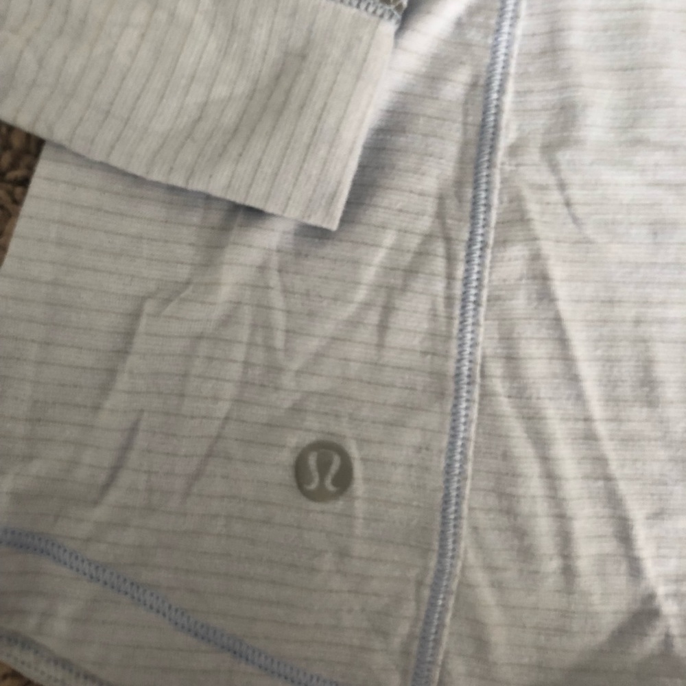 Lululemon Top - Picture 6 of 8